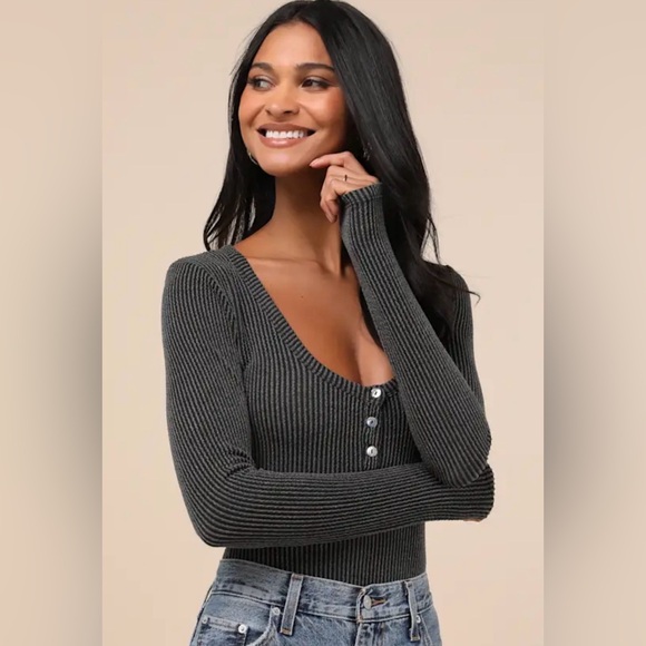 Lulus Tops - Lulus Pursuing Sweetness Charcoal Textured Ribbed Henley Bodysuit - medium